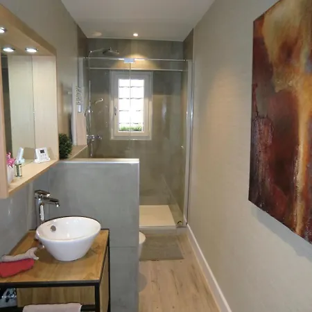 Tire Bouchon Apartment